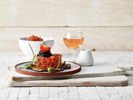 Auberginen und Zucchetti mit Tomaten-Tatar